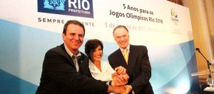 Eduardo Paes, prefeito do Rio, dá posse a Maria Silvia Bastos Marques na EOM, junto com Carlos Arthur Nuzman, presidente do Rio 2016
